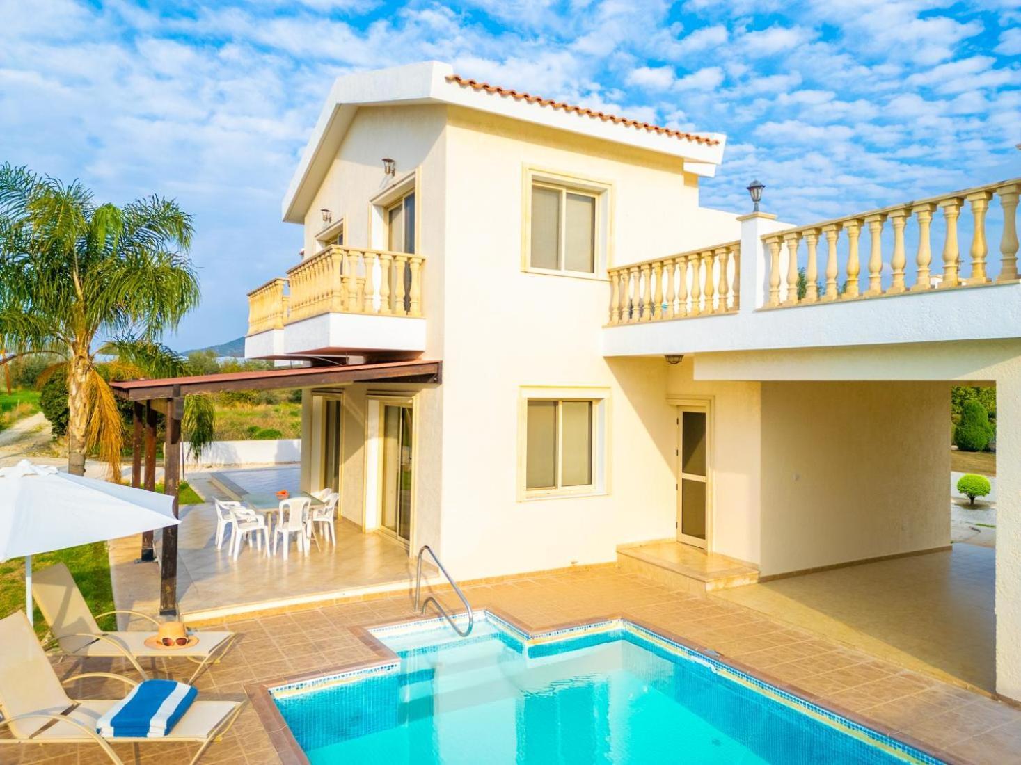 Villa Clementina Kato Yialia ภายนอก รูปภาพ